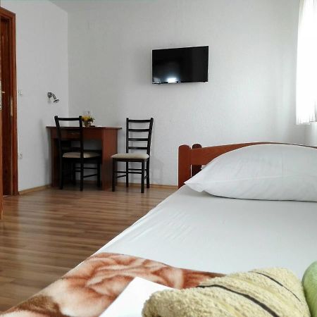 Hotel Pansion Crnjac Međugorje Exterior foto