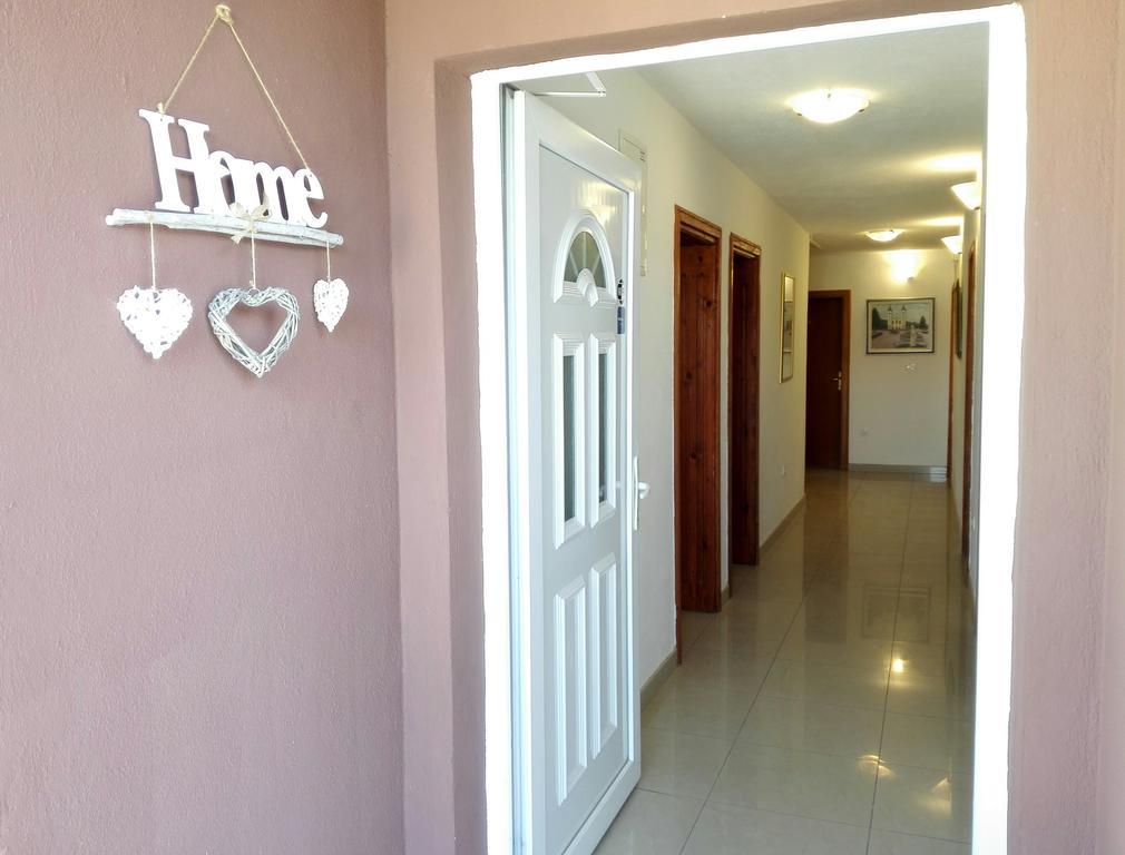Hotel Pansion Crnjac Međugorje Exterior foto