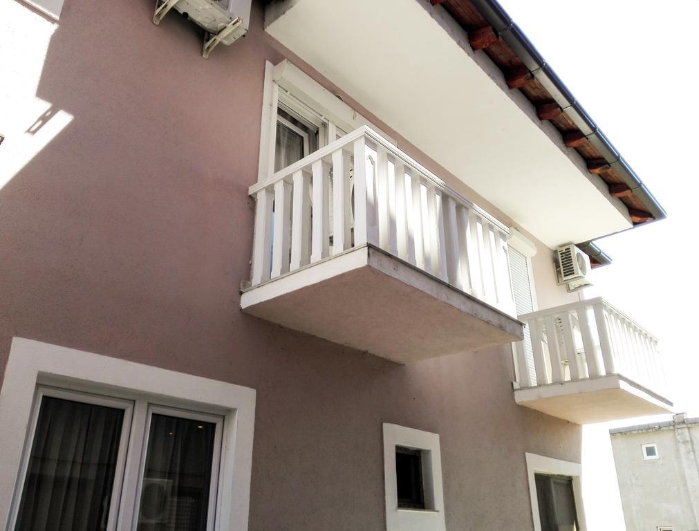 Hotel Pansion Crnjac Međugorje Exterior foto